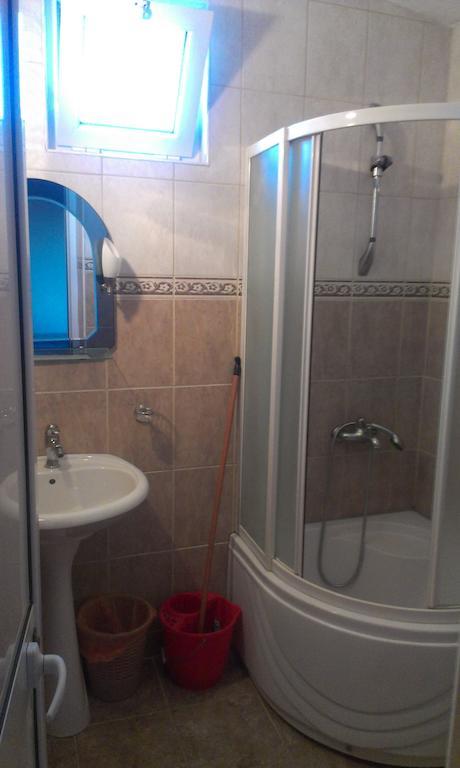 Guesthouse Sinani Ulcinj Pokoj fotografie